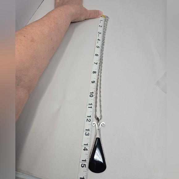 Vintage Avon Womens Necklace Mod Black Stone-Silvertone Large Pendant Versatile - Picture 3 of 5